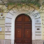 Buonarroti Home
