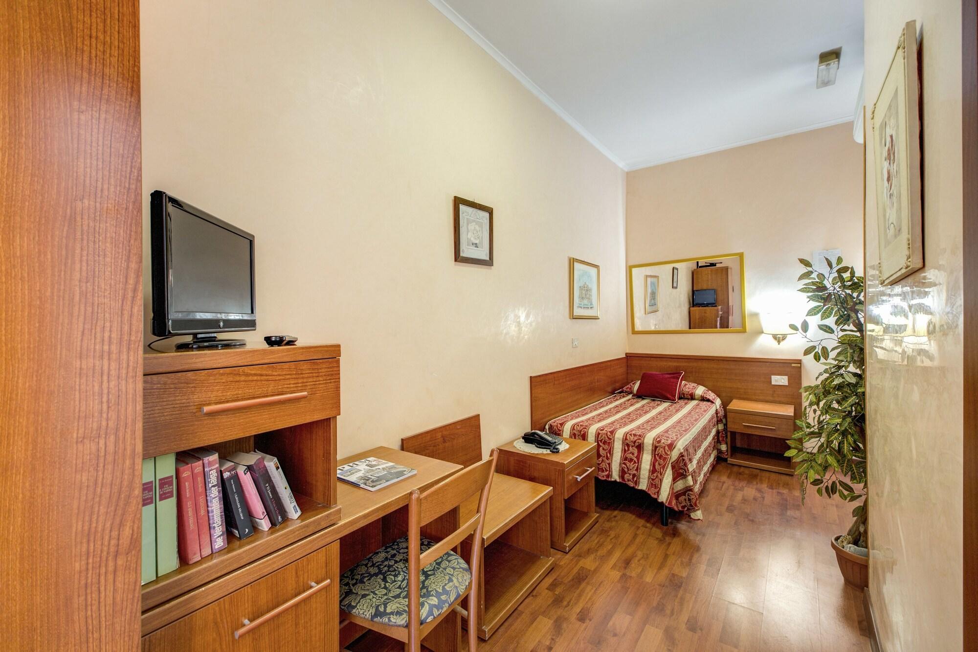 Bed & Breakfast Buonarroti 2*